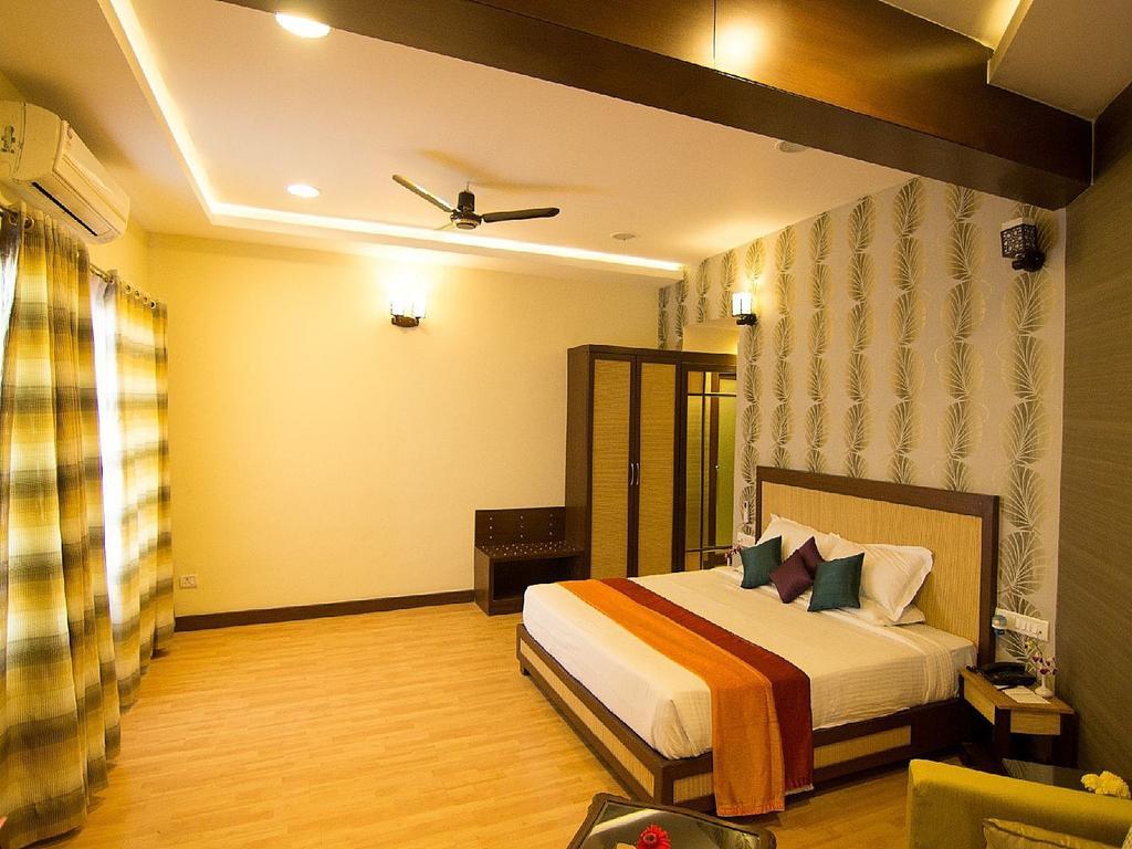 Hotel Lake View Ashok Bhopal Eksteriør billede